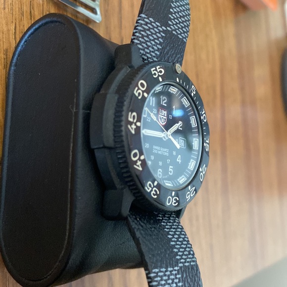 Luminox Series 3000 Black - Picture 4 of 4